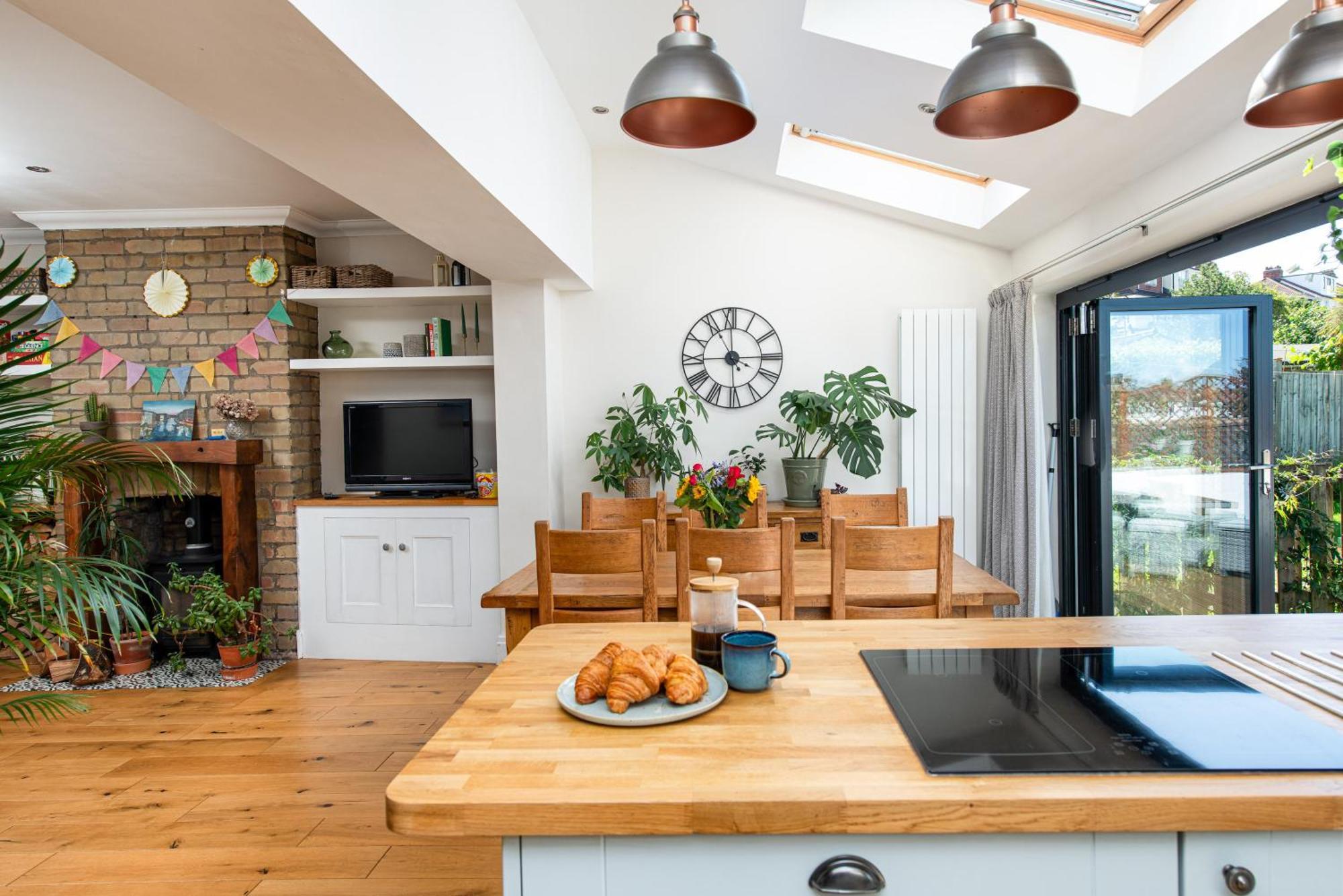 Charming Family Home With Stoves, Garden & Parking Bristol Exterior foto