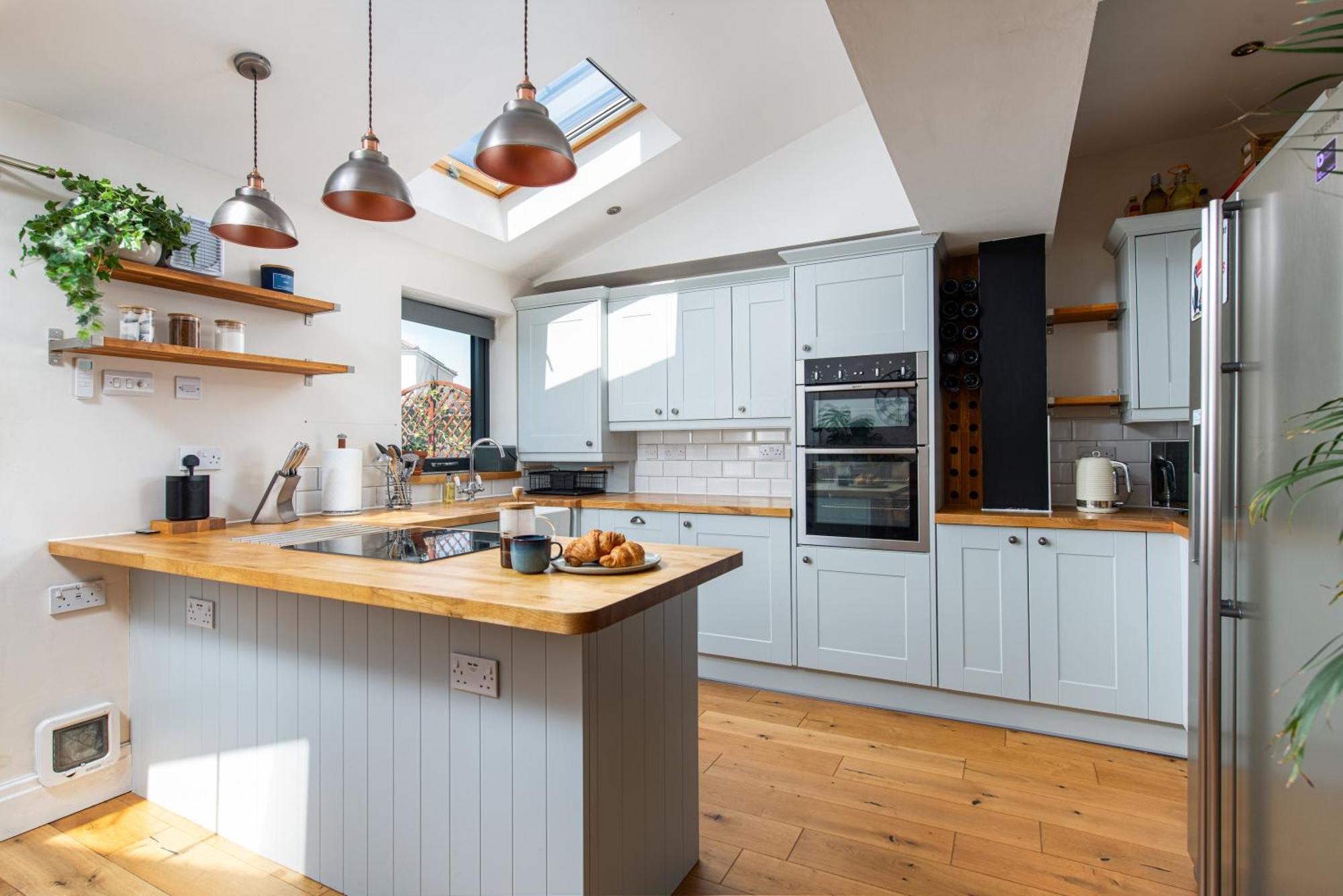 Charming Family Home With Stoves, Garden & Parking Bristol Exterior foto